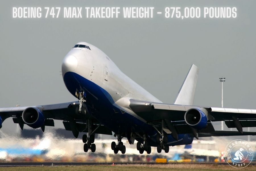 Boeing 747 takeoff weight