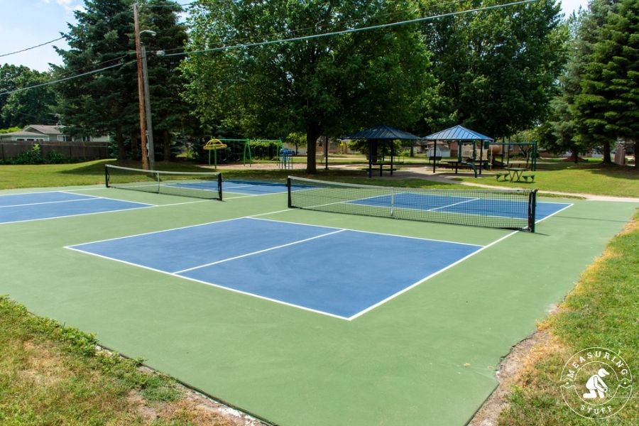 standard pickleball court outdoors
