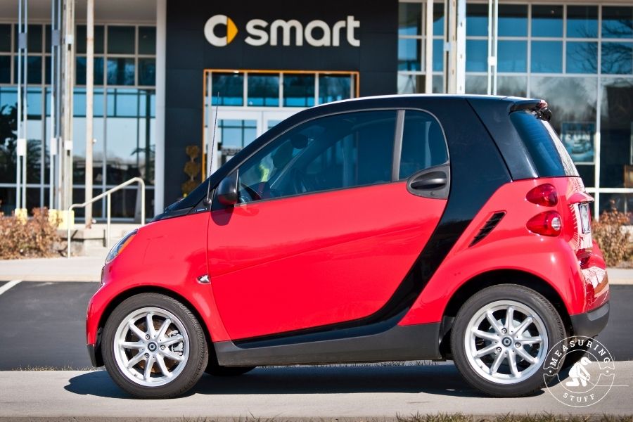 red smart car