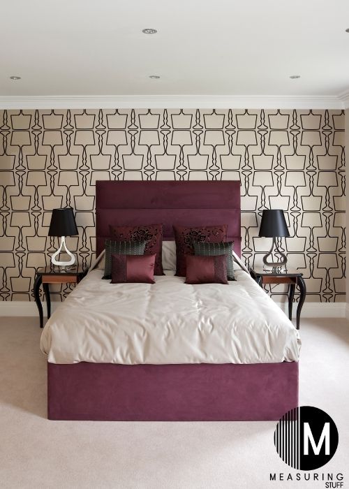 queen size bed in guest room