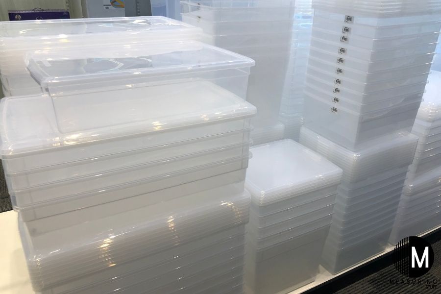 clear storage bins