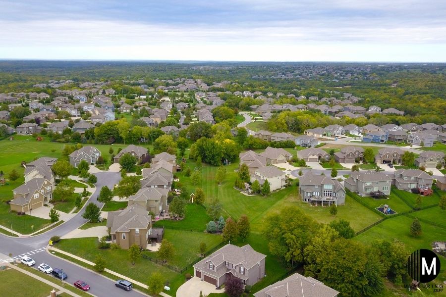 houses in a neighbourhood