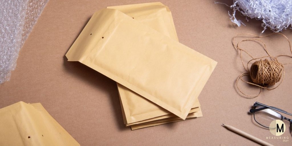 brown bubble envelope for mailing