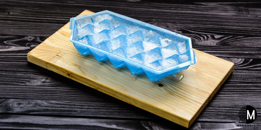 ice cube tray with ice
