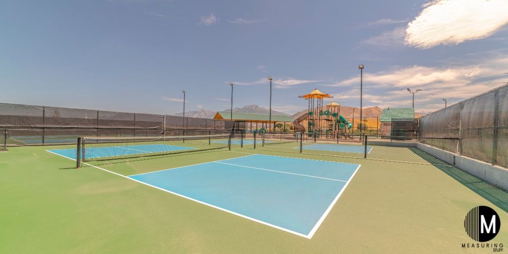 outdoor pickleball courts