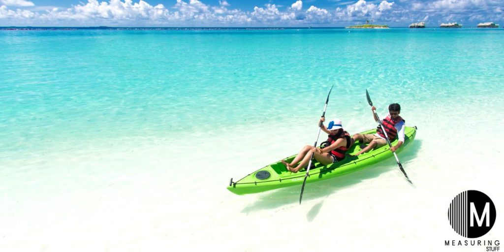 2 people paddling a kayak
