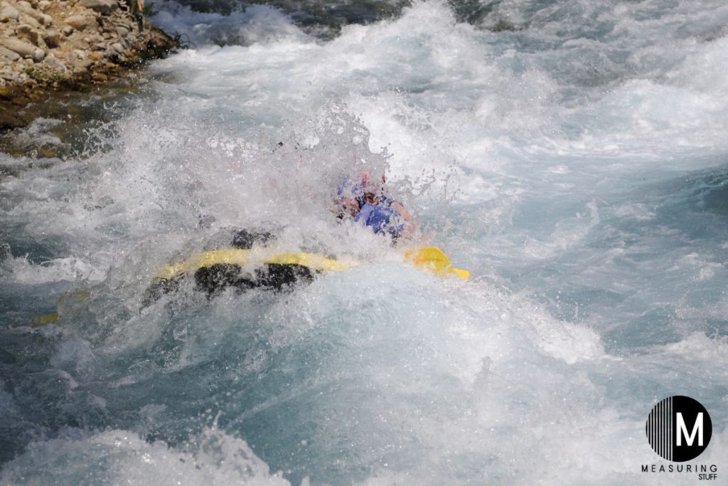 boat capsizing in strong water current
