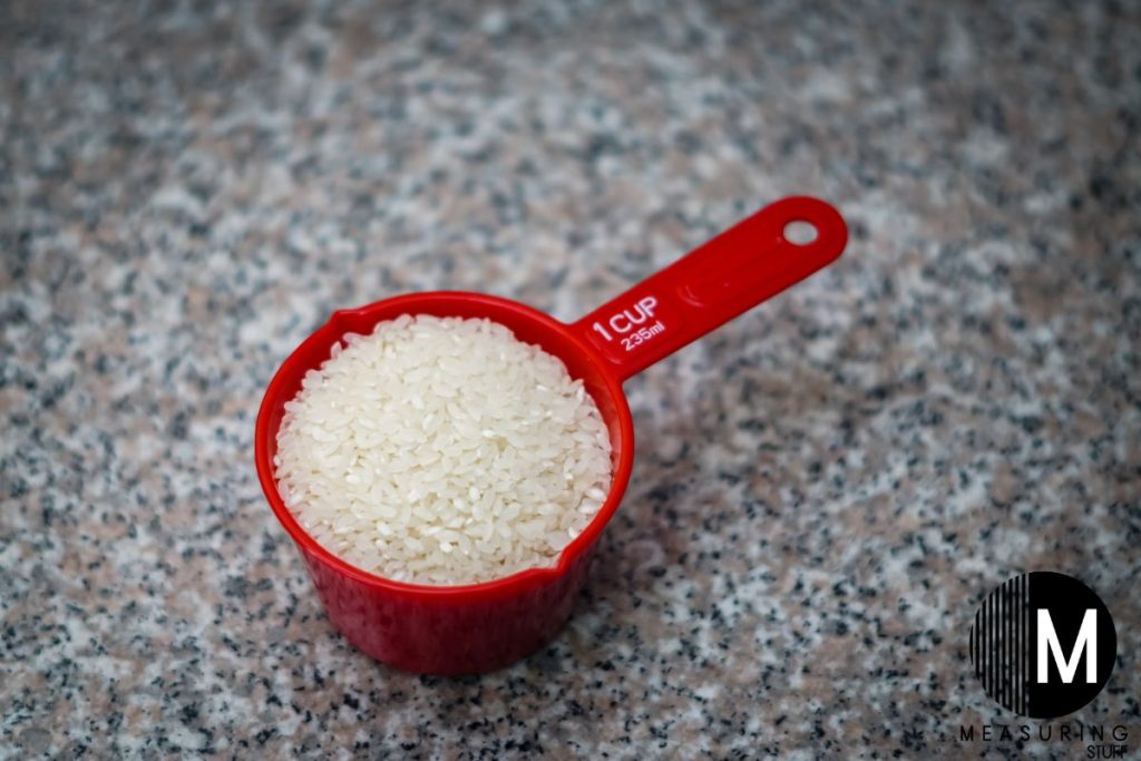 1 cup of rice in measuring cup
