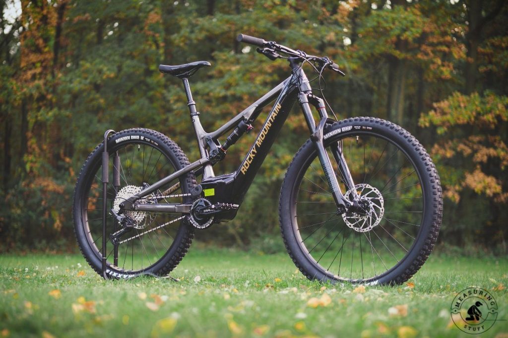 heavy duty mountain bike in a field