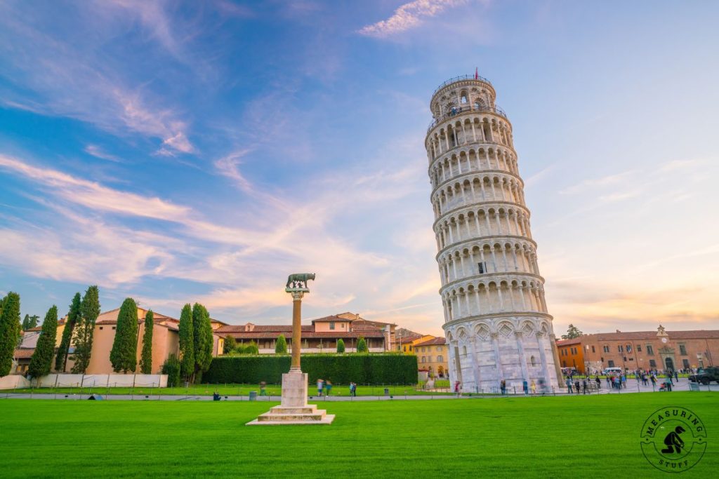 Leaning tower of pisa