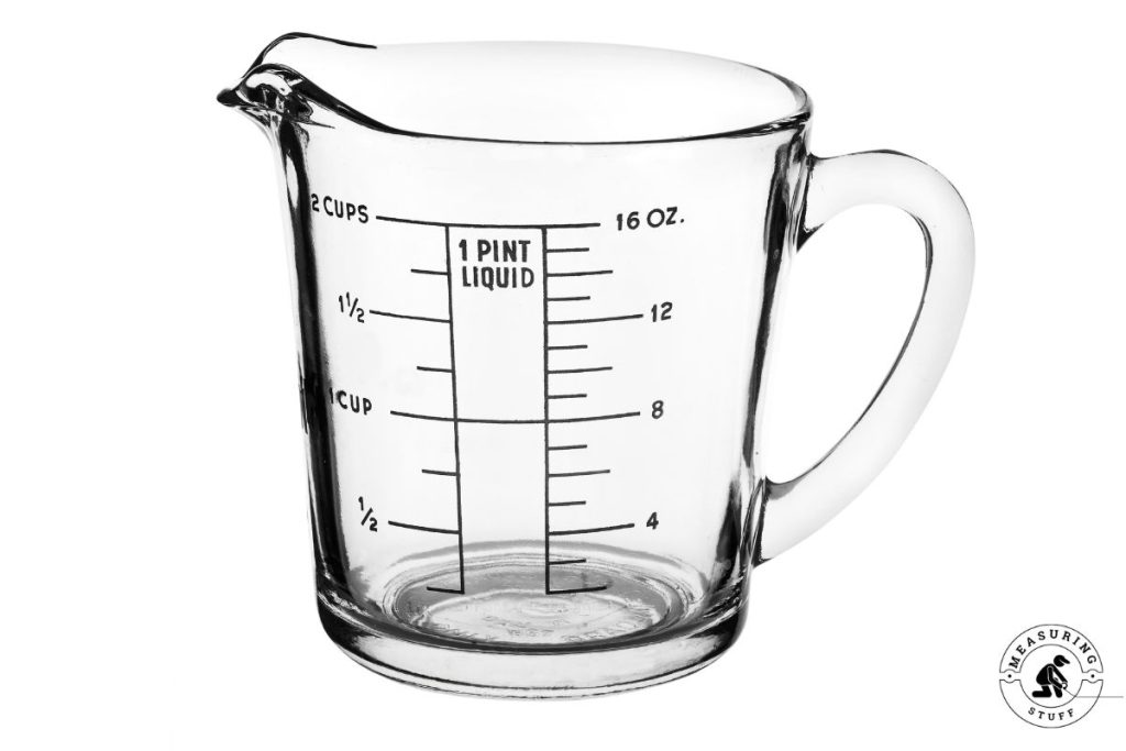 clear glass liquid measuring cup