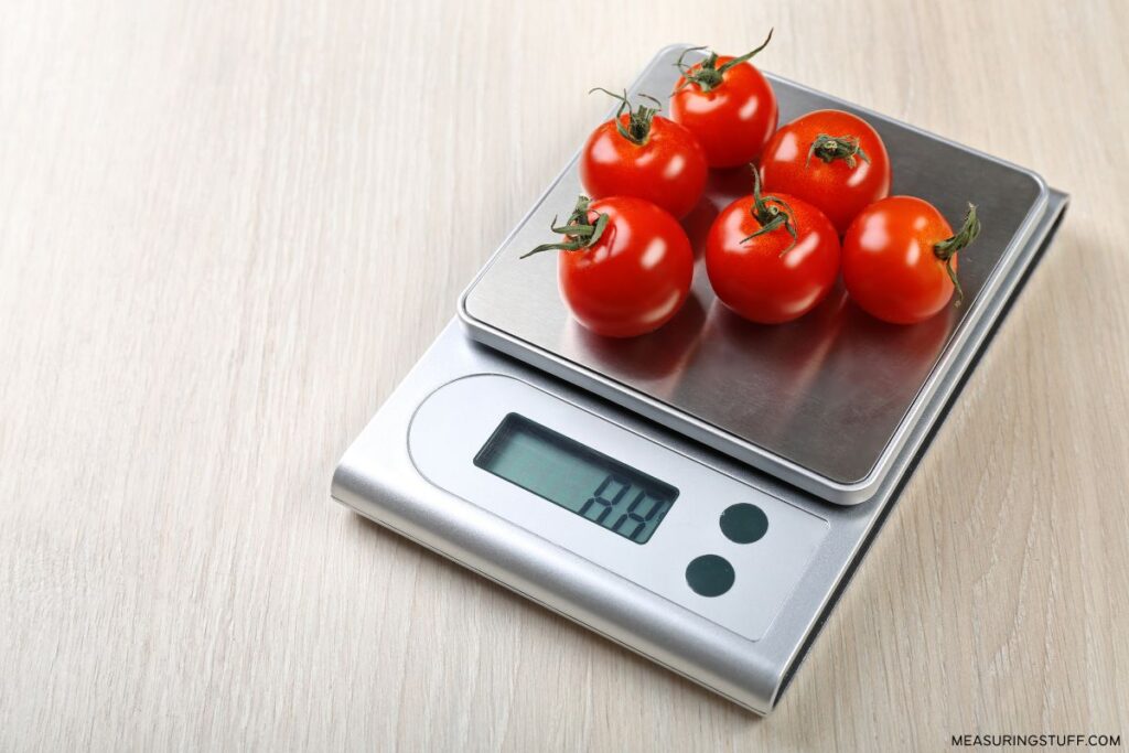 digital scale with tomatoes