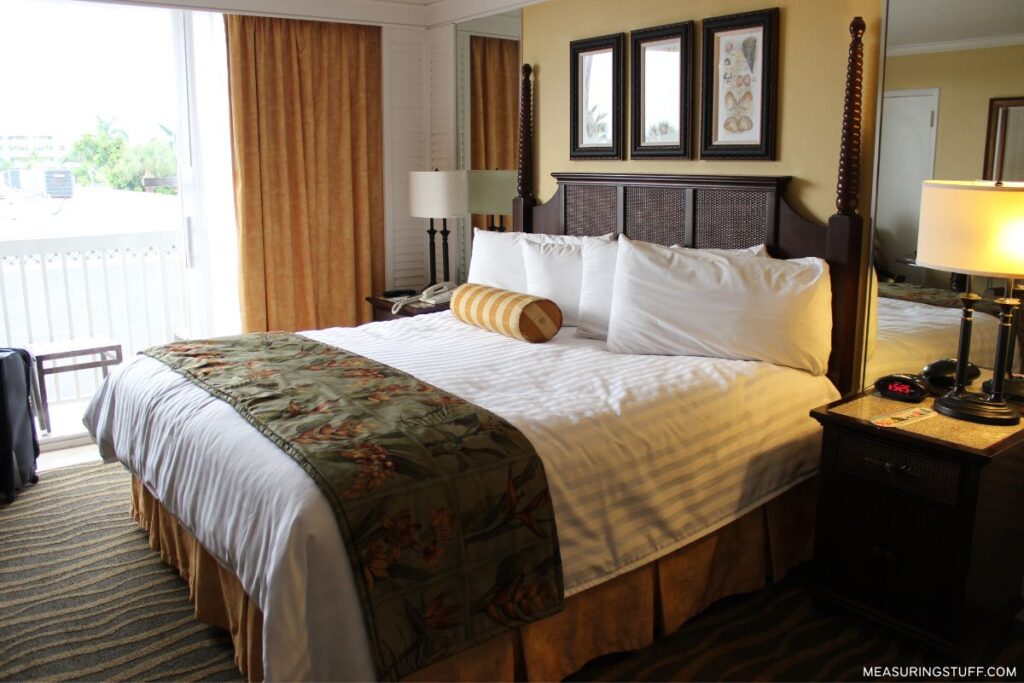 queen sized bed used to reference how long 30 meters is